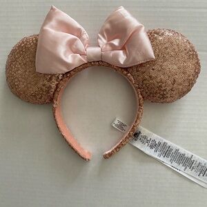 Rose gold Minnie ears